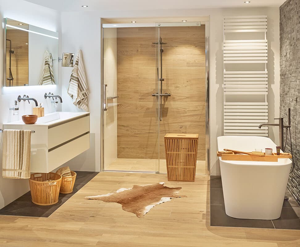 Badkamer met houtlook tegels