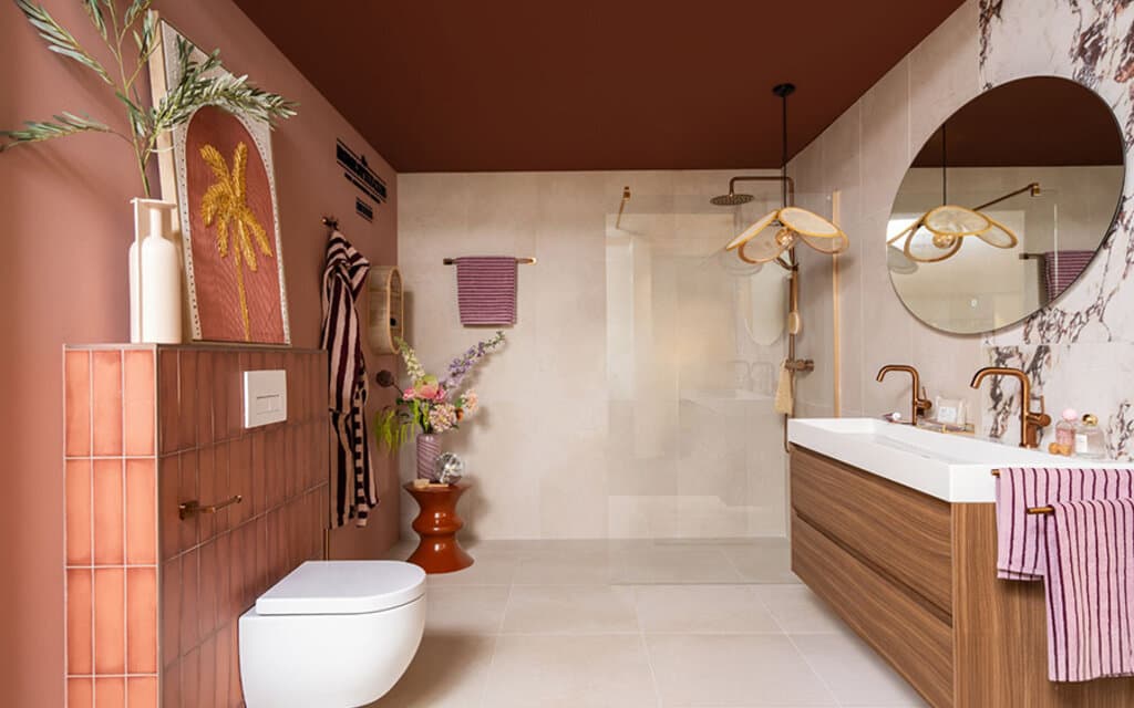 Bekijk de Merlot Marble badkamer