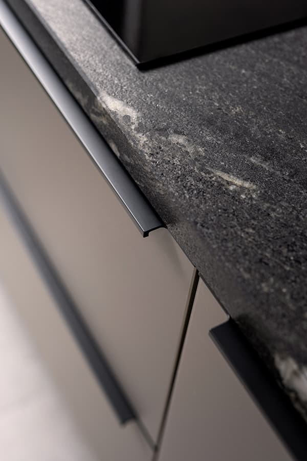 Stenen aanrechtblad in de keuken