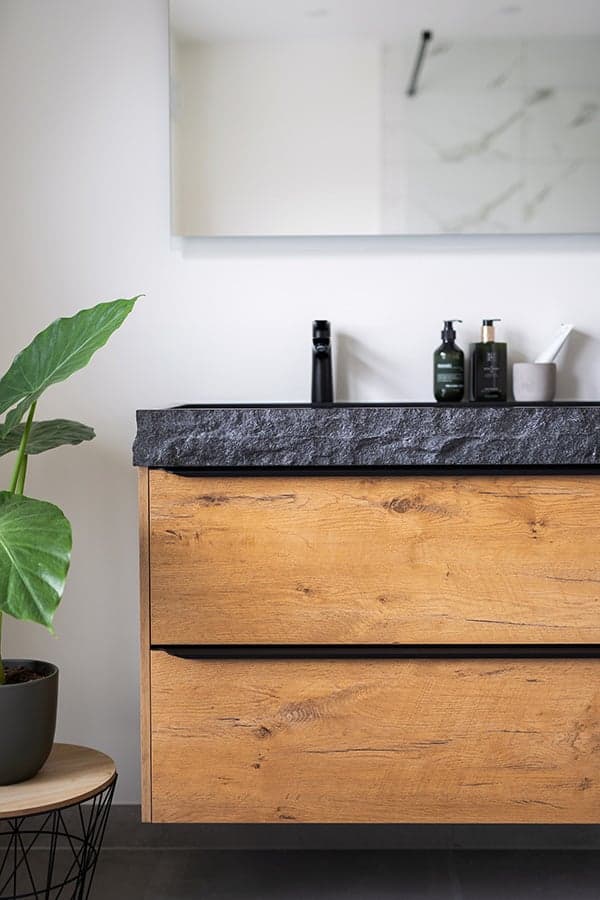 Structuren in de badkamer