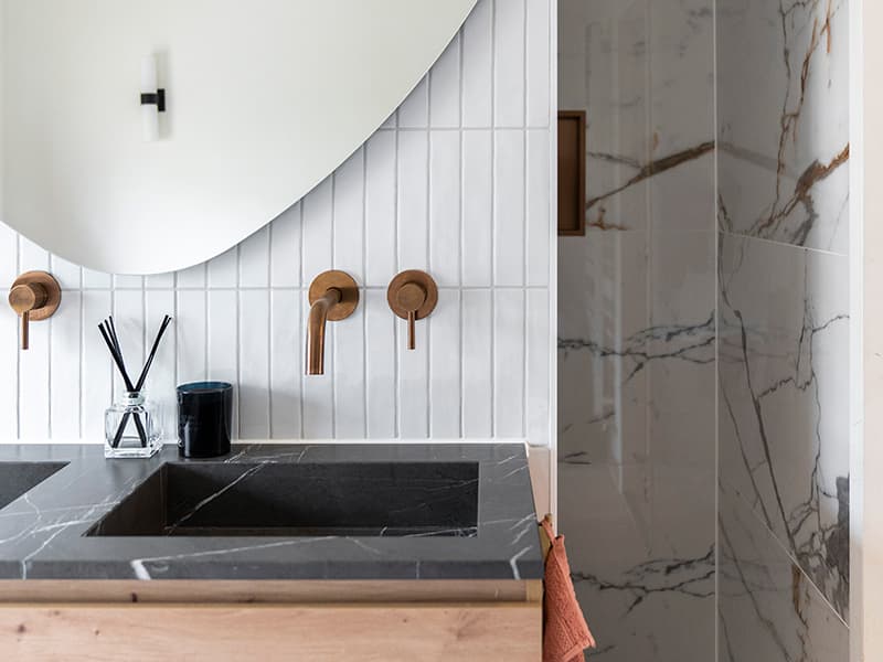 Trend: natuurlijke tinten in de keuken en badkamer