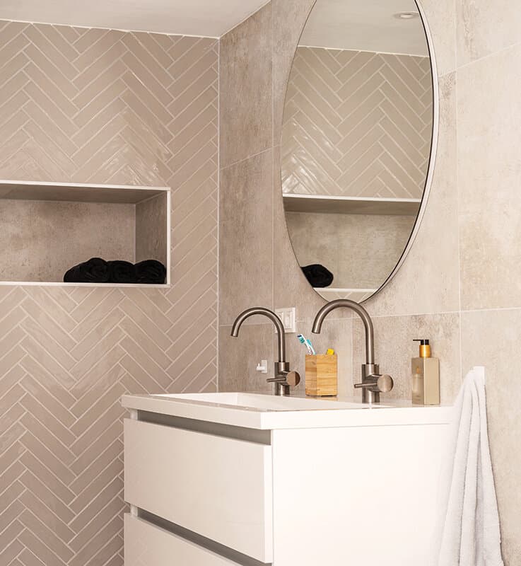 Tegelpatroon in de badkamer