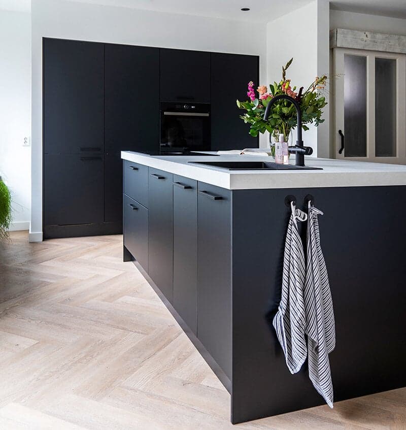 Keuken met kookeiland